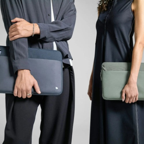 Incase A.R.C. Sleeve for With ReSpun 100% Recycled Polyester for 16-inch Laptop (M1-M4, 2021-2024)