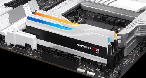 G.Skill Trident Z5 RGB memory module 32 GB 2 x 16 GB DDR5 6000 MT/s 288-pin DIMM