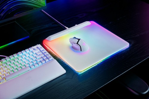 Razer Firefly V2 Pro Gaming mouse pad White