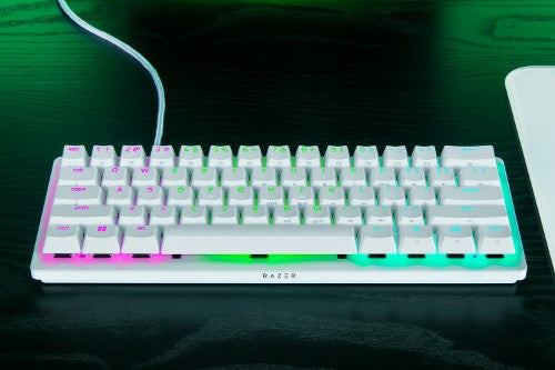 Razer RZ03-04990100-R3M1 keyboard Gaming USB QWERTY UK International White